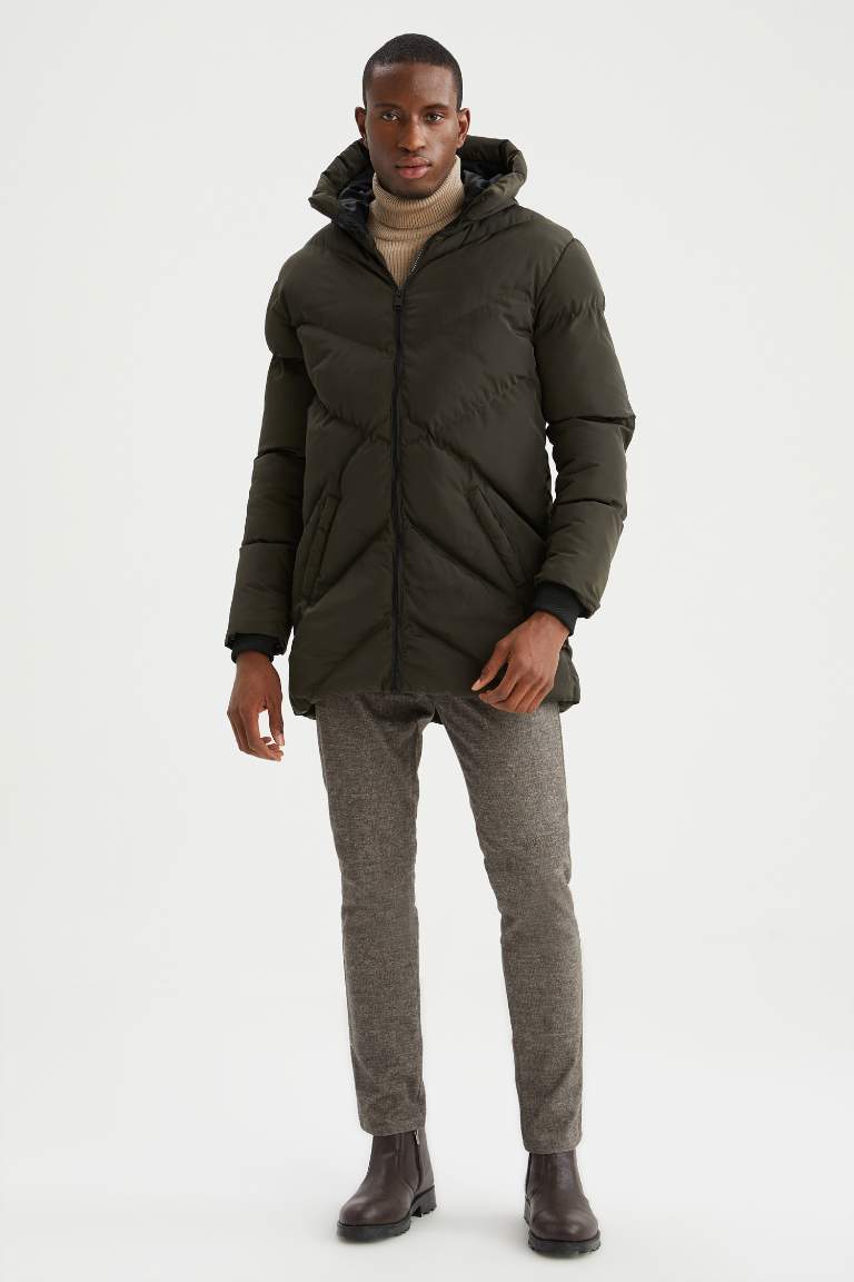 Regular Fit Kapüşonlu Su İtici Şişme Mont Parka