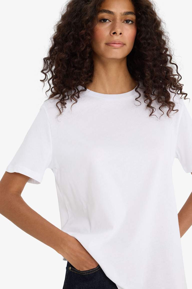 Regular Fit Bisiklet Yaka Basic Düz Penye Kısa Kollu Beyaz Tişört