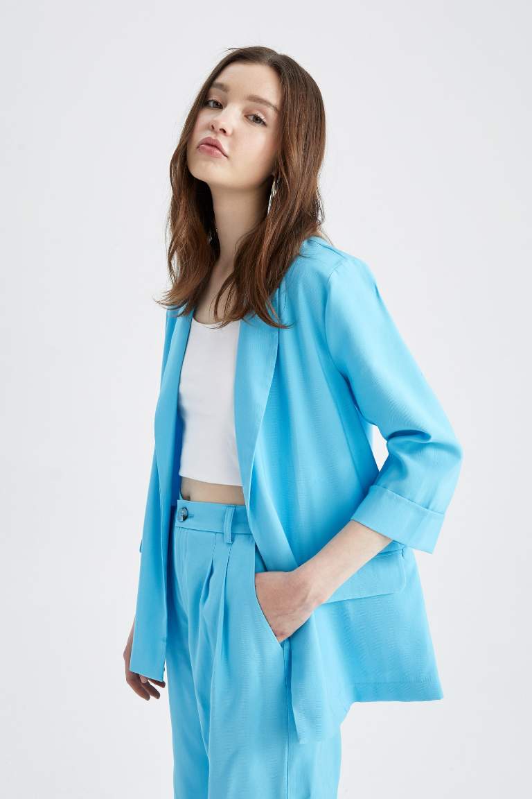 Regular Fit Viscose Turned Sleeve Blazer