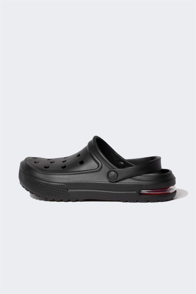 Черный Мужчины Сандалии на высокой подошве для мужчин 2401748 | DeFacto