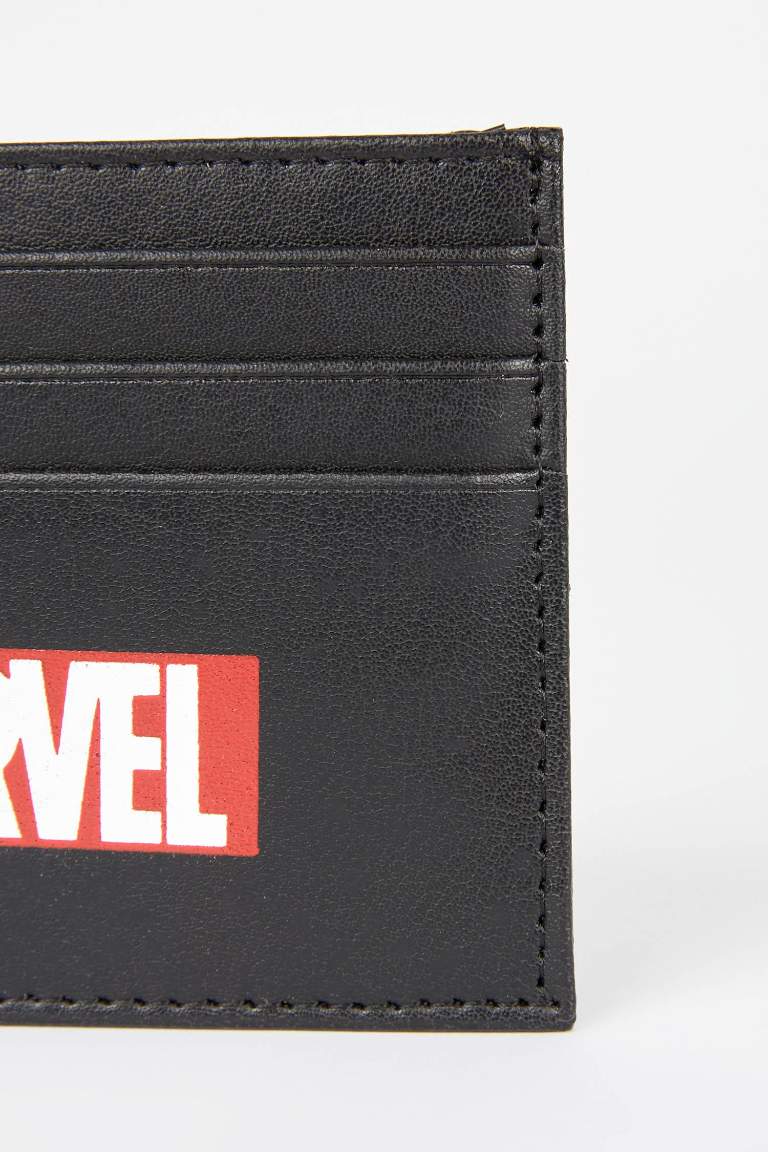 Men's Marvel Licensed Faux Leather Business Card Holder