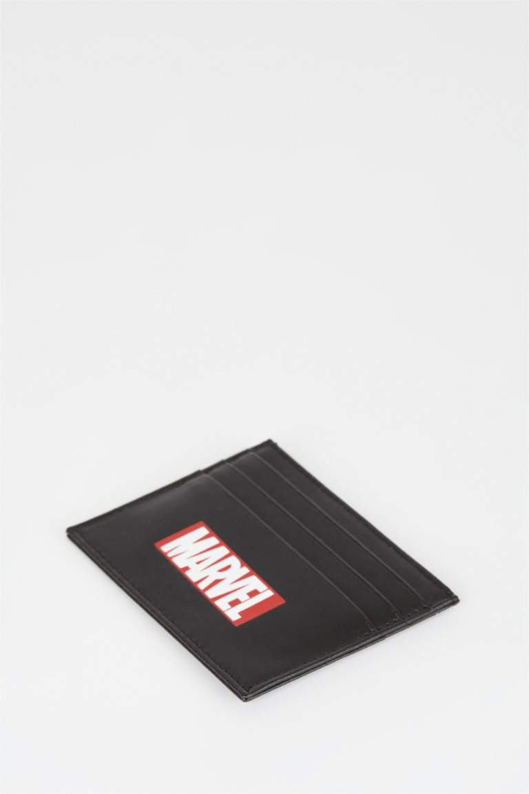 Men's Marvel Licensed Faux Leather Business Card Holder