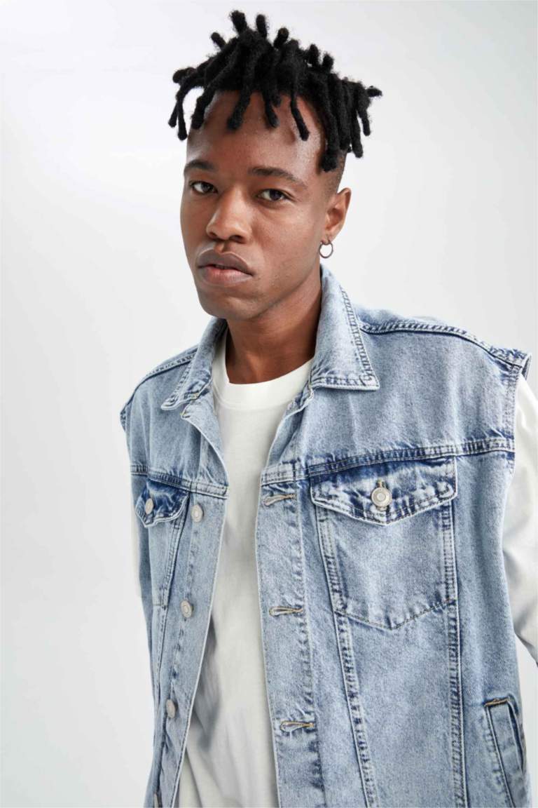 Blue MAN Oversize Fit Double Pocket Jean Vest 2401744 DeFacto