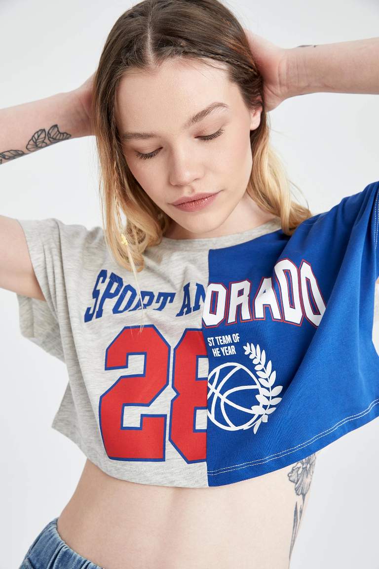 Coool Loose Fit Crew Neck Printed Crop T-Shirt