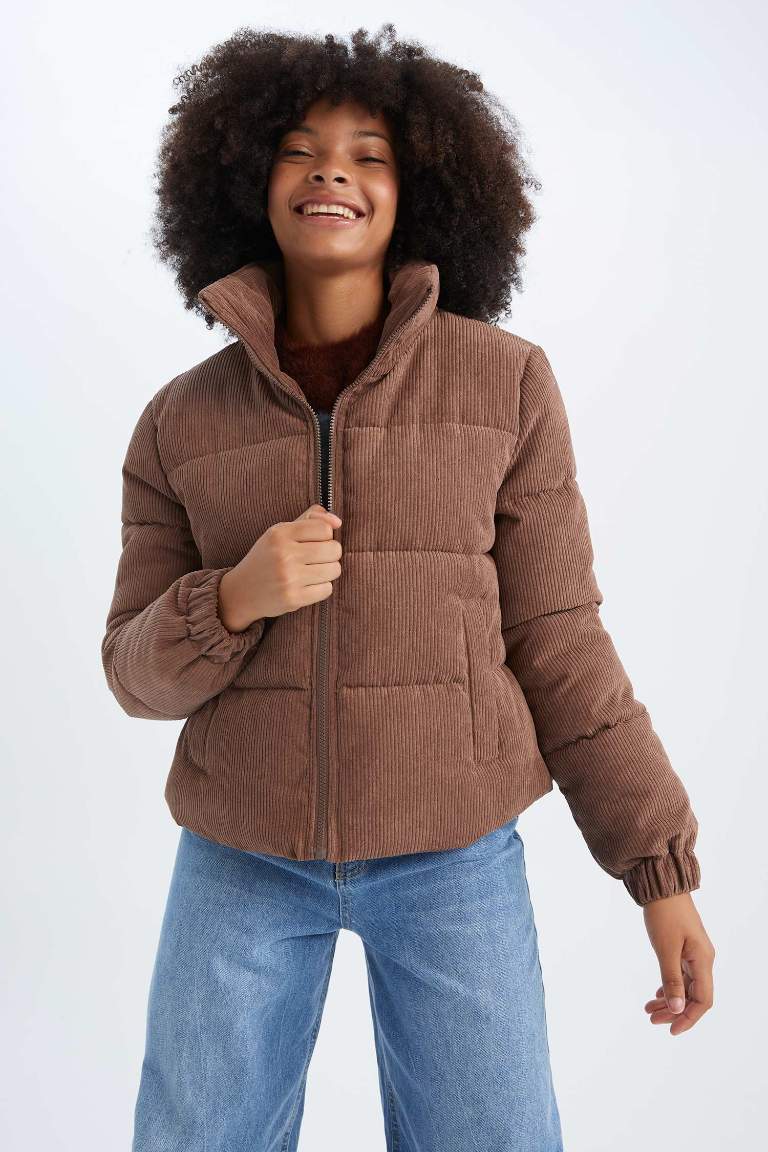 Oversize Geniş Kesim Fitilli Kadife Puffer Şişme Mont