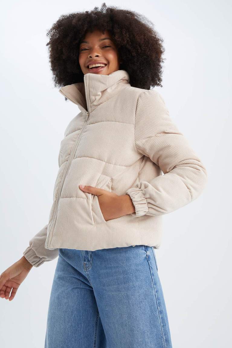 Relax Fit Fitilli Kadife Puffer Şişme Mont
