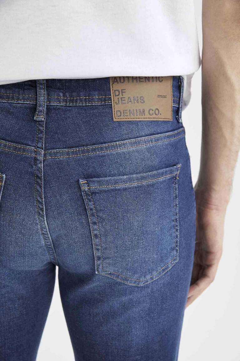 Carrot Fit Havuç Kalıp Yüksel Bel Dar Paça Jean Pantolon