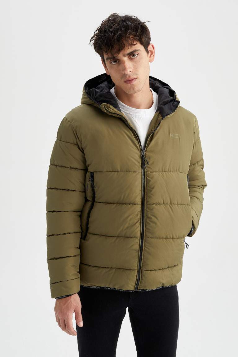 Regular Fit Kapüşonlu Rüzgar Geçirmez Puffer Şişme Mont