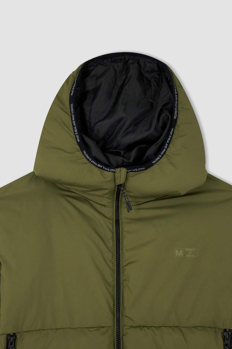 Regular Fit Kapüşonlu Rüzgar Geçirmez Puffer Şişme Mont