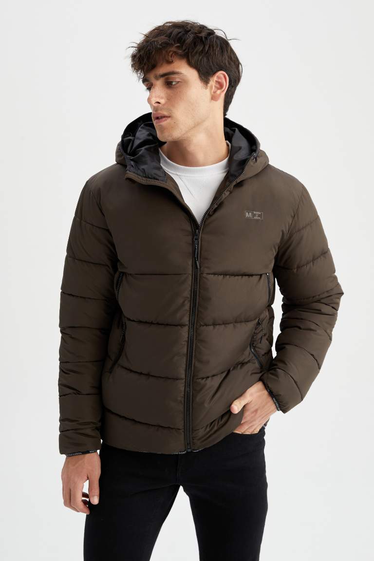 Regular Fit Kapüşonlu Rüzgar Geçirmez Puffer Şişme Mont