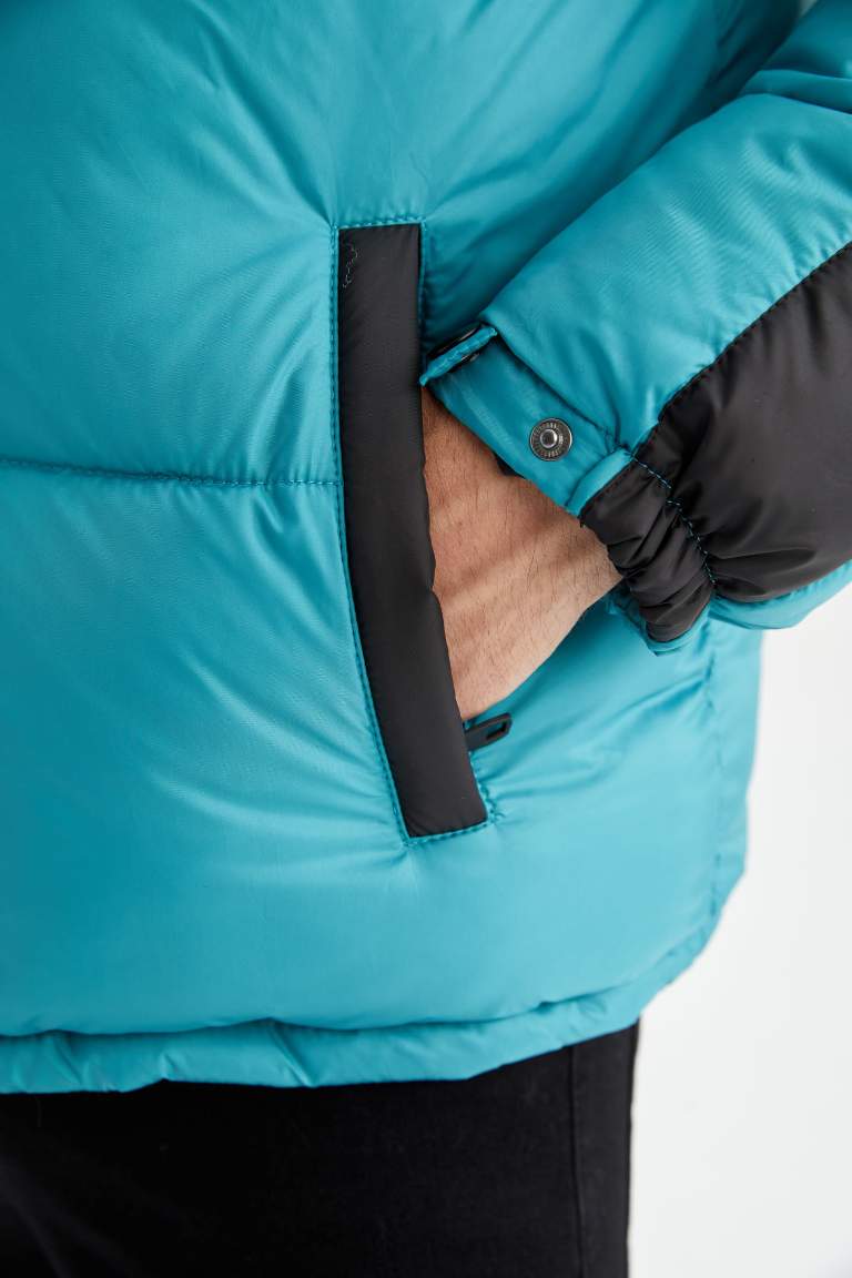 Rüzgar Geçirmez Su İtici Kapüşonlu Polar Astarlı Şişme Mont