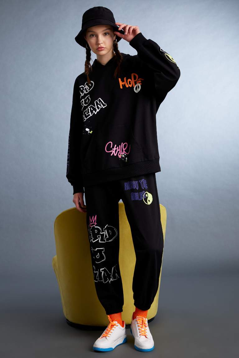 Loose Fit Slogan Printed Jogger Tracksuit Bottom