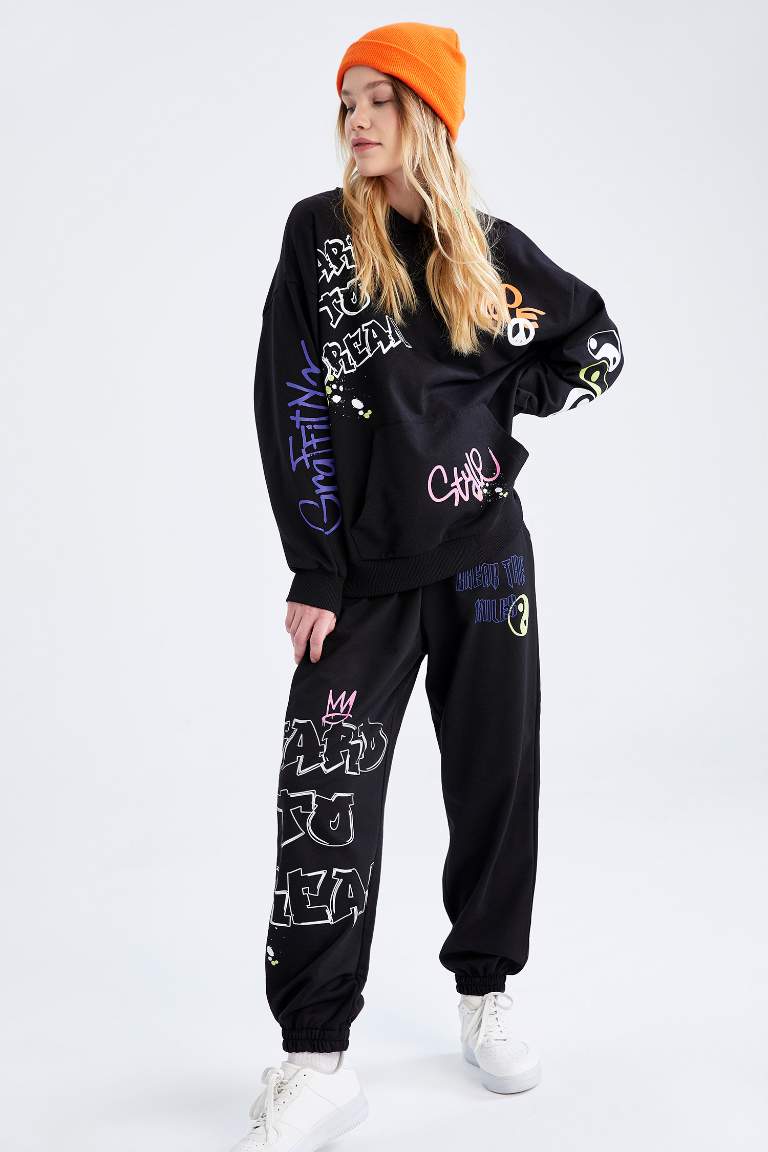 Loose Fit Slogan Printed Jogger Tracksuit Bottom