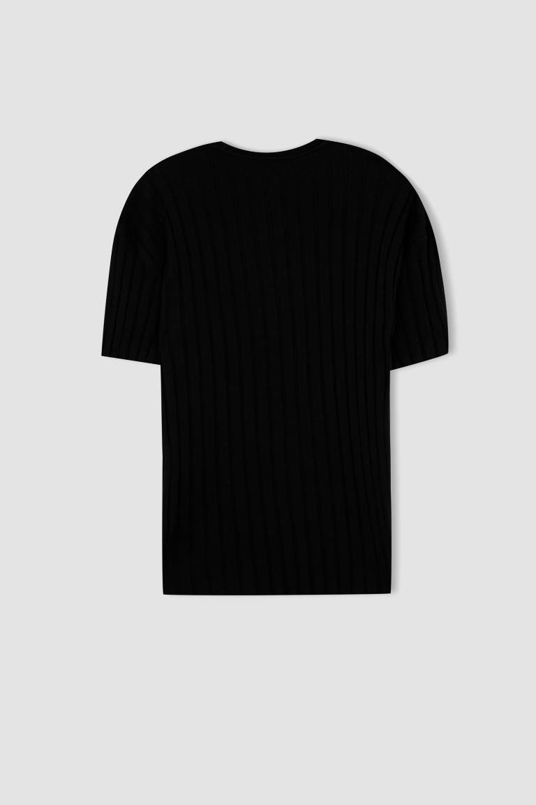 Oversize Fit Crew Neck Line Textured Short Sleeve Knitwear T-Shirt