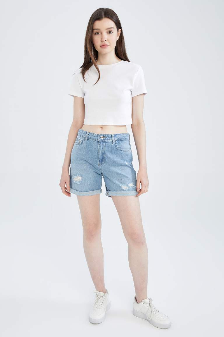 Boyfriend Fit Mini Jean Short