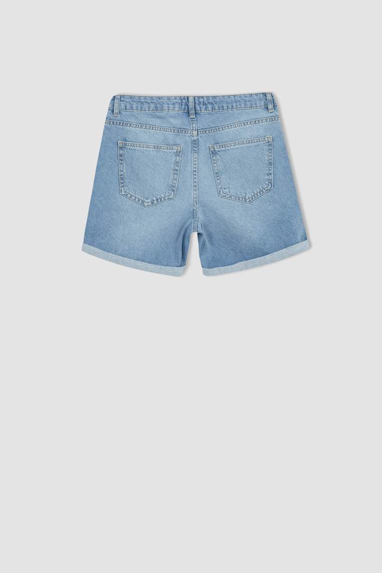 Boyfriend Fit Mini Jean Short