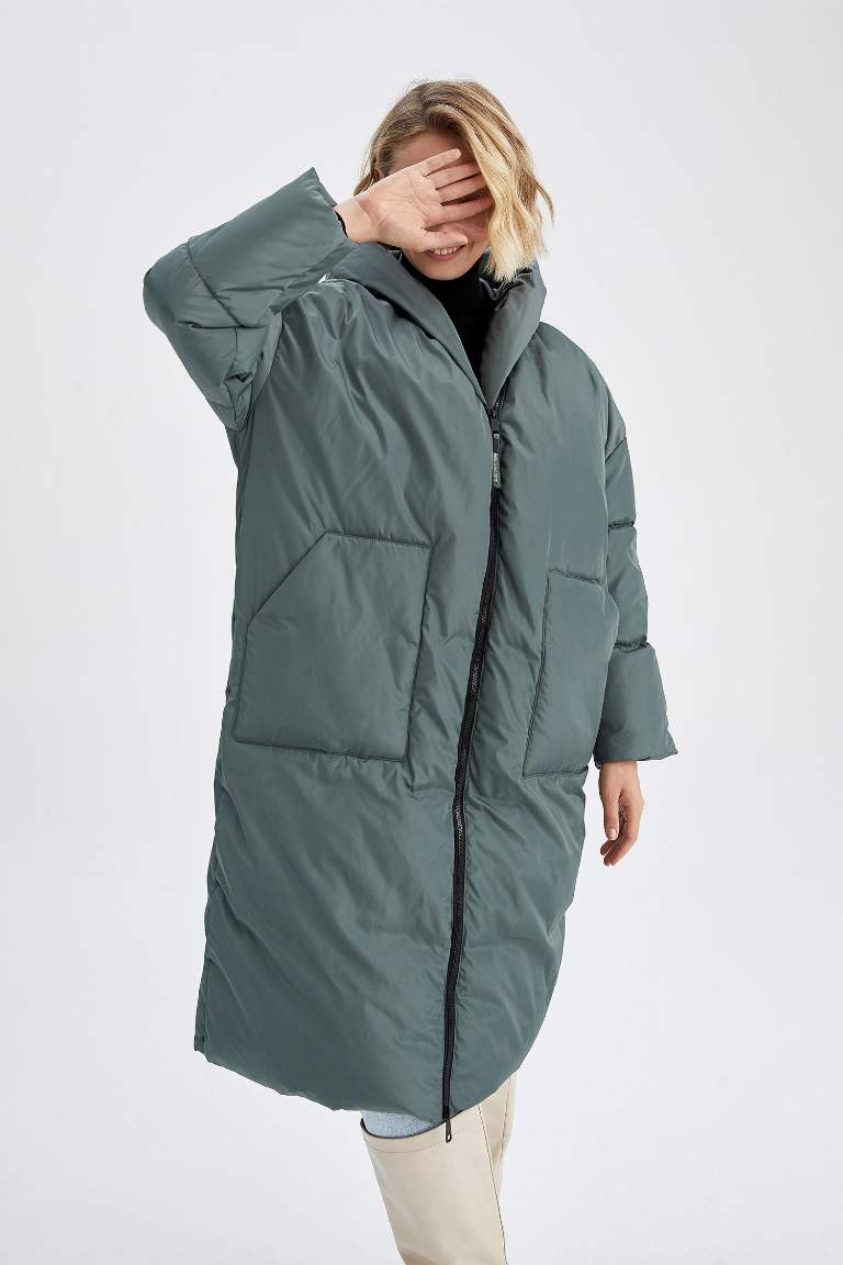 Relax Fit Kapüşonlu Parka