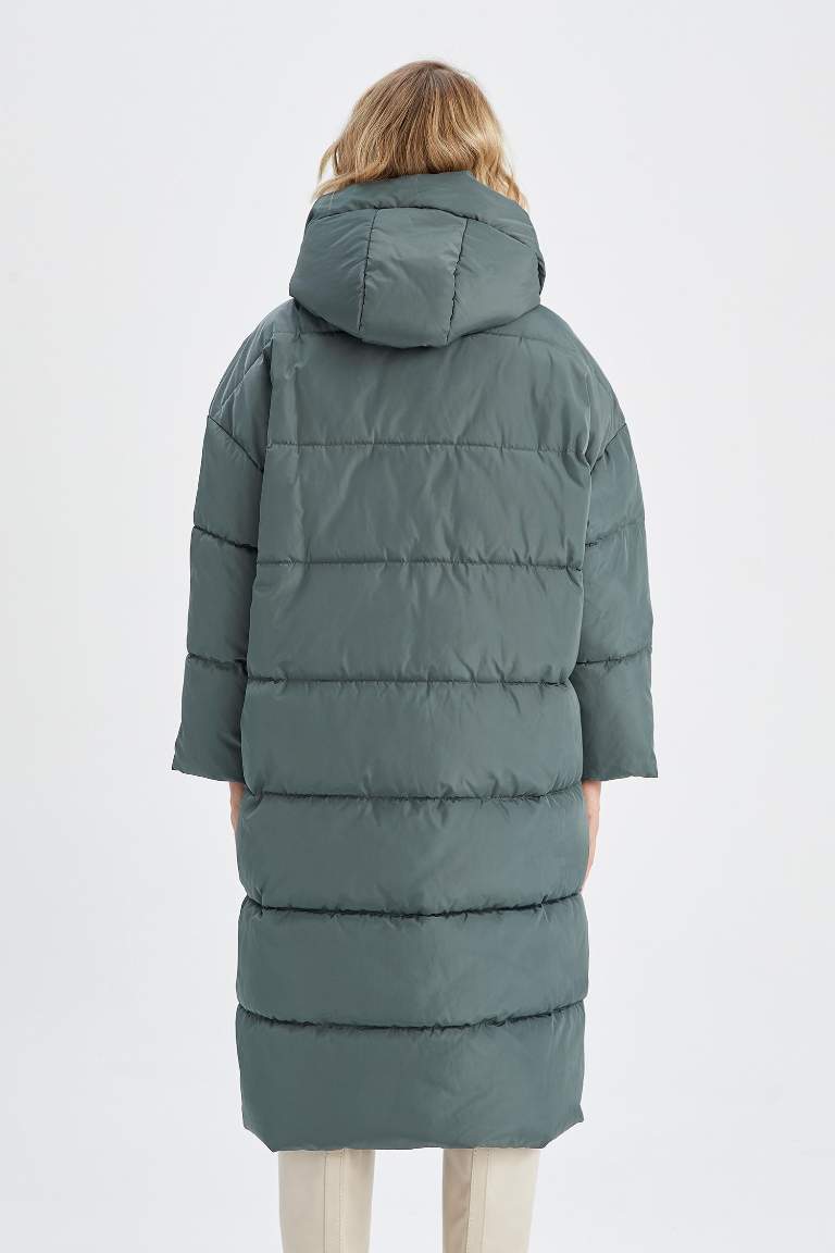 Relax Fit Kapüşonlu Parka