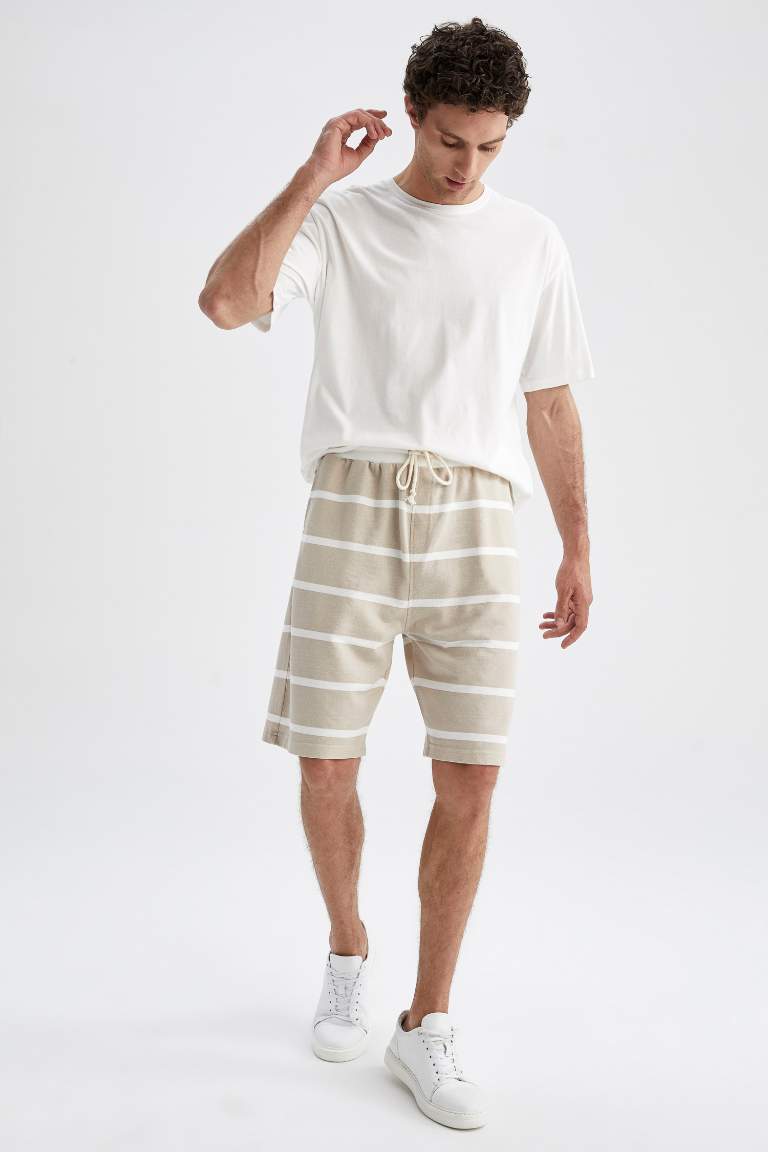 Comfort Fit Striped Shorts