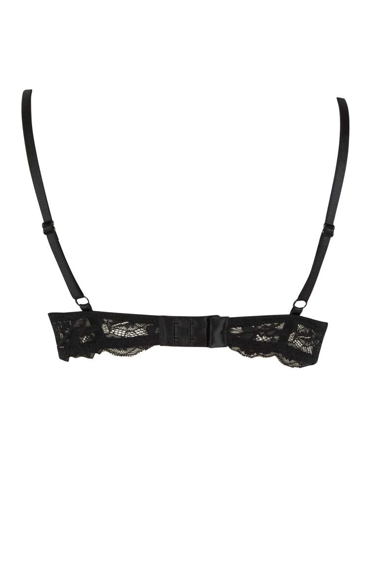 Soutien-gorge push-up avec chaîne en dentelle Fall In Love