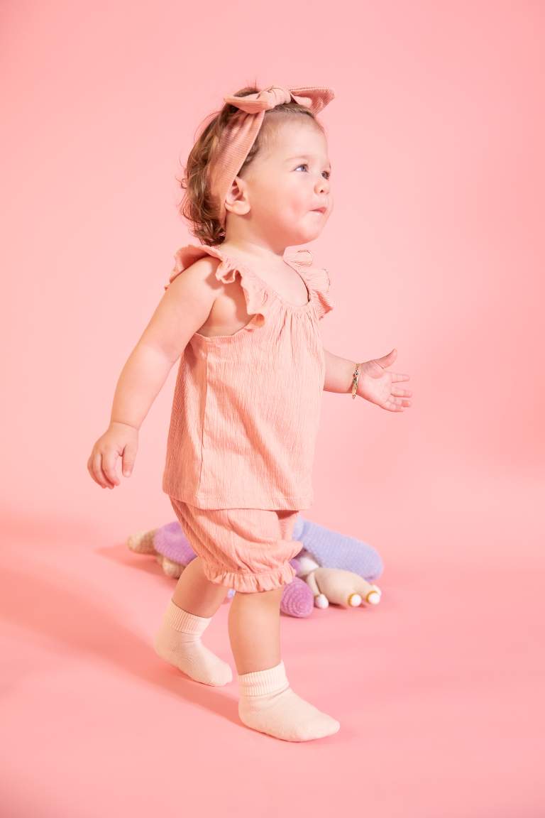 Baby Girl Sleeveless Crinkle Fabric Blouse Shorts 2 Piece Set