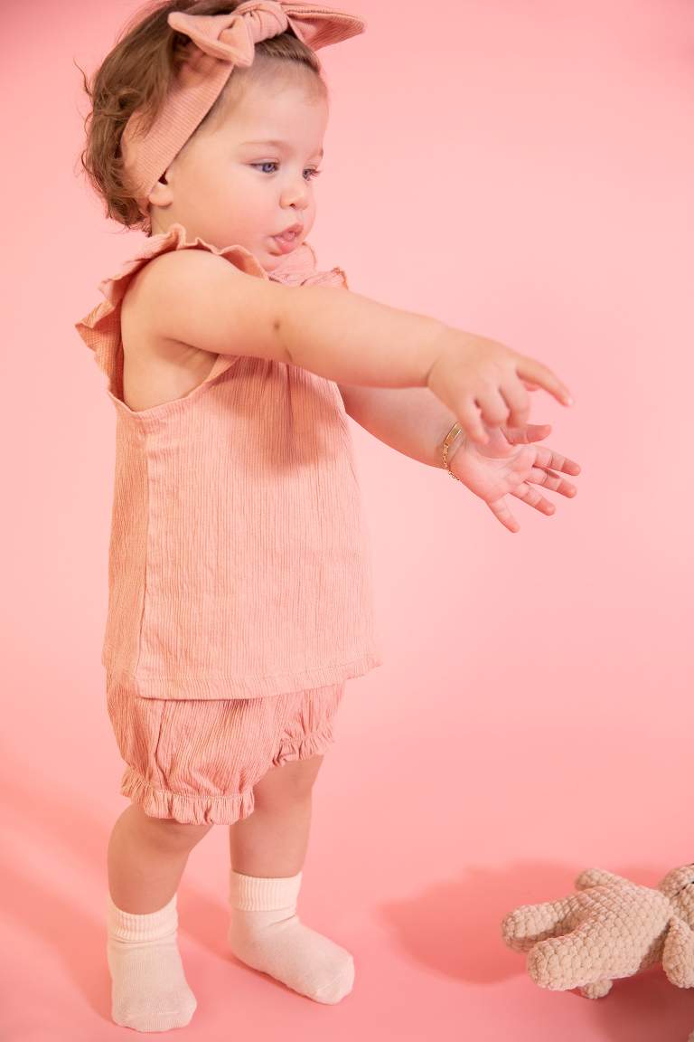 Baby Girl Sleeveless Crinkle Fabric Blouse Shorts 2 Piece Set