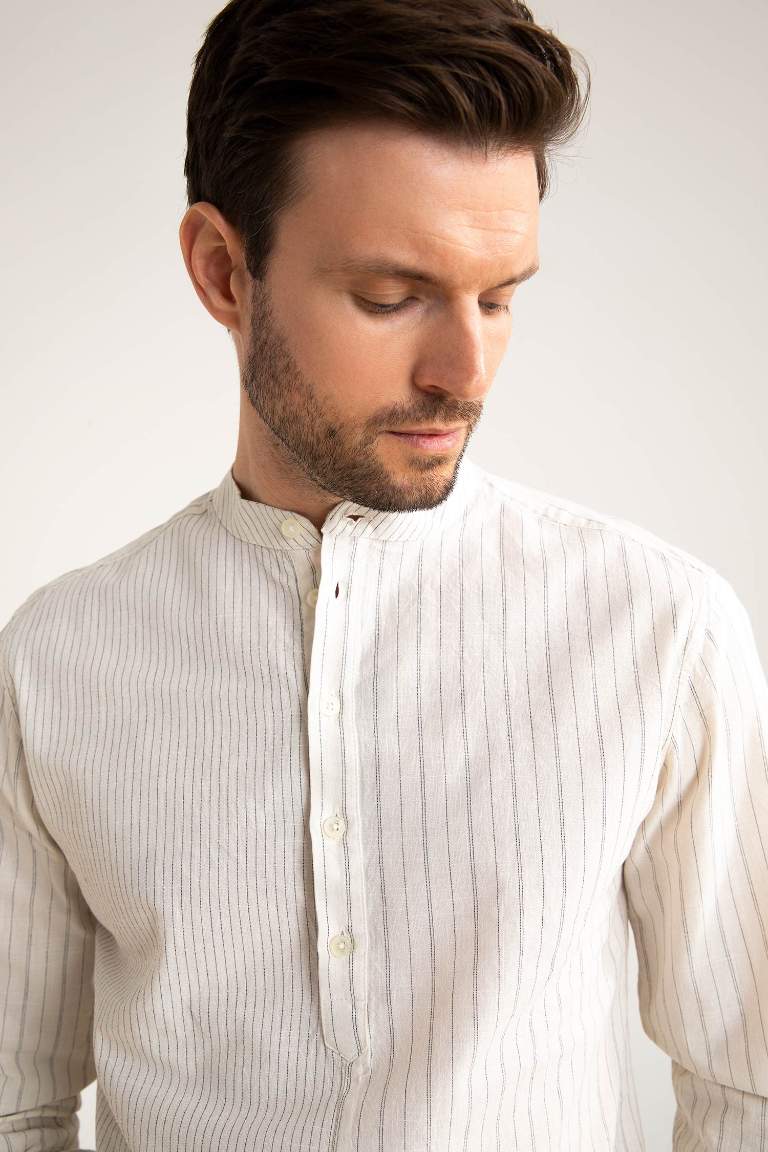 Modern Fit Dik Yaka Çizgi Desenli Uzun Kollu Gömlek