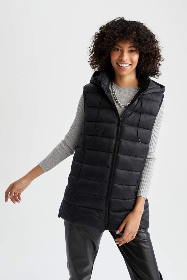 Regular Fit Kapüşonlu Yelek