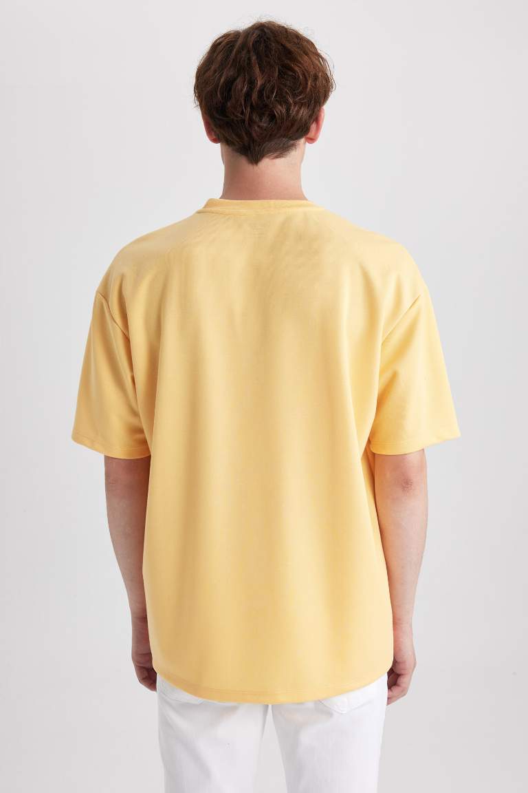 Oversize Fit Crew Neck T-Shirt