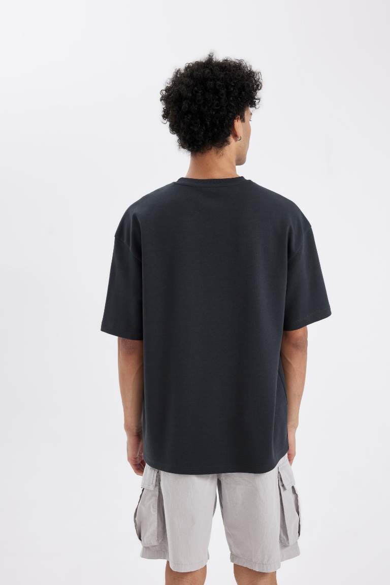 Oversize Fit Crew Neck Heavy Fabric Basic T-Shirt