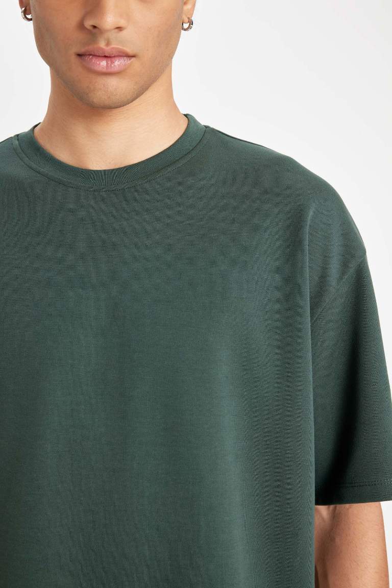 Oversize Fit Crew Neck Heavy Fabric Basic T-Shirt