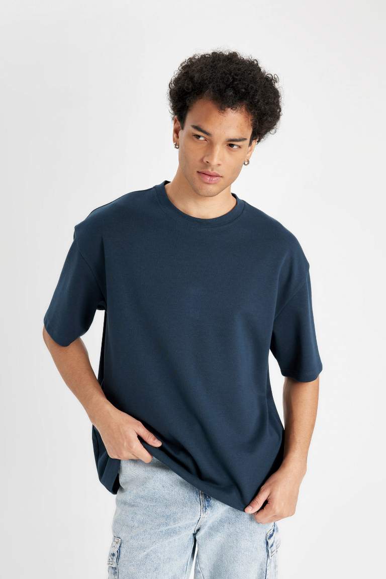 Oversize Fit Crew Neck Heavy Fabric Basic T-Shirt