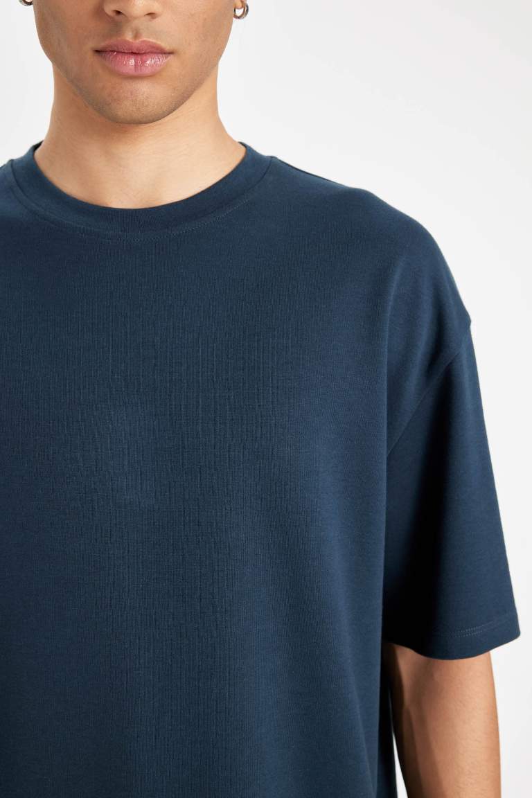 Oversize Fit Crew Neck Heavy Fabric Basic T-Shirt