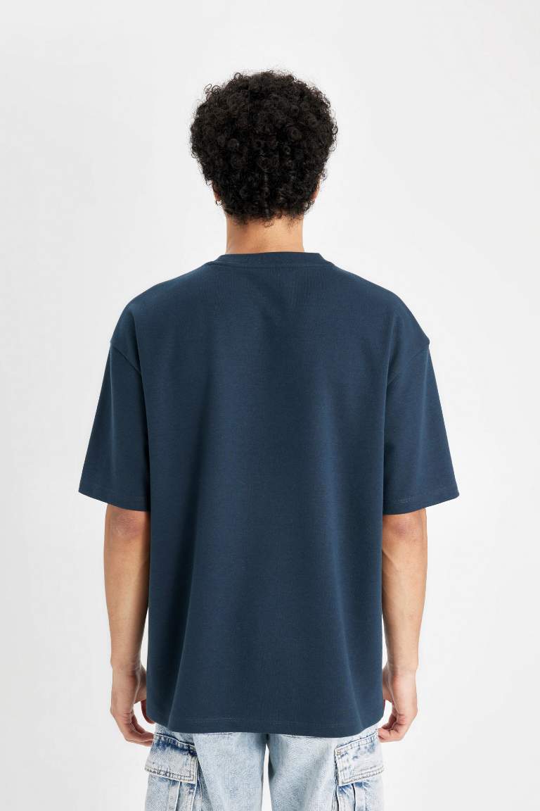 Oversize Fit Crew Neck Heavy Fabric Basic T-Shirt