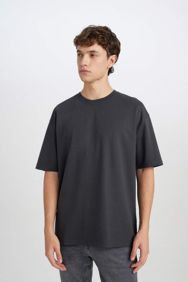 Oversize Fit Crew Neck Basic T-Shirt