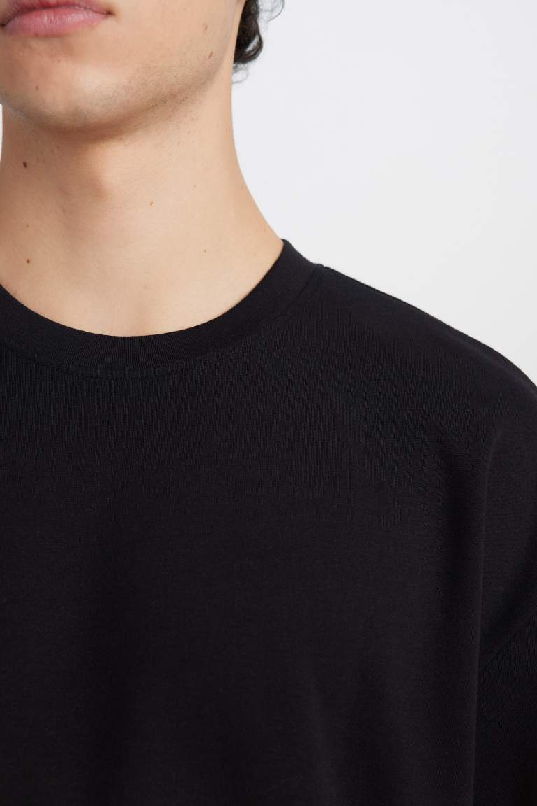 Oversize Fit Crew Neck T-Shirt