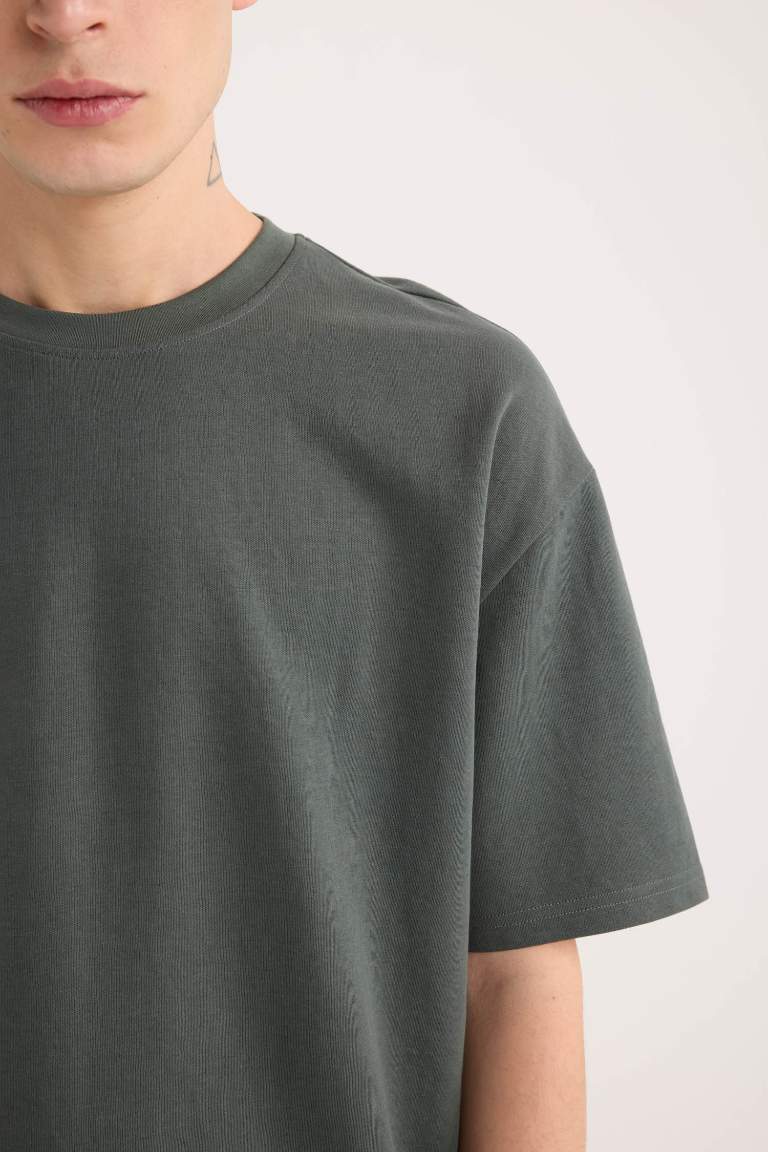 Oversize Fit Crew Neck T-Shirt