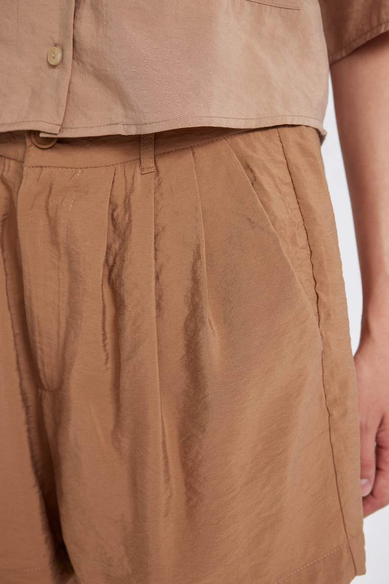 Short Taille Normale à coupe régulière