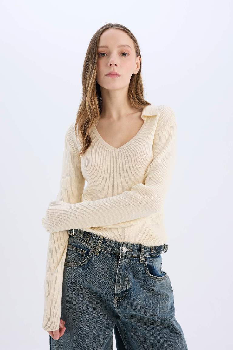 Slim Fit Polo Neck Crop Knit Pullover