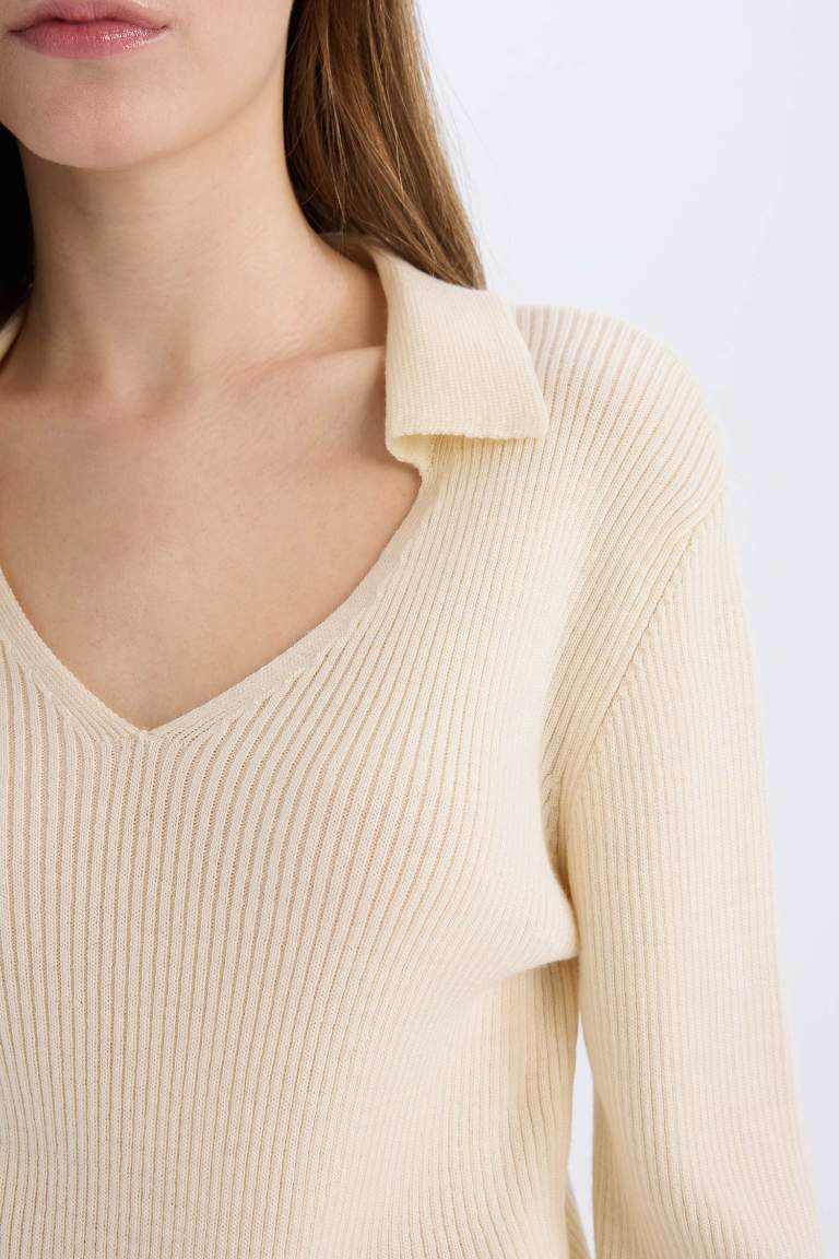 Slim Fit Polo Neck Crop Knit Pullover