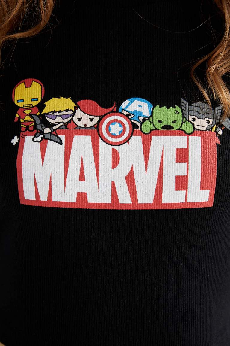 Coool Marvel Slim Fit Bisiklet Yaka Kısa Kollu Crop Tişört