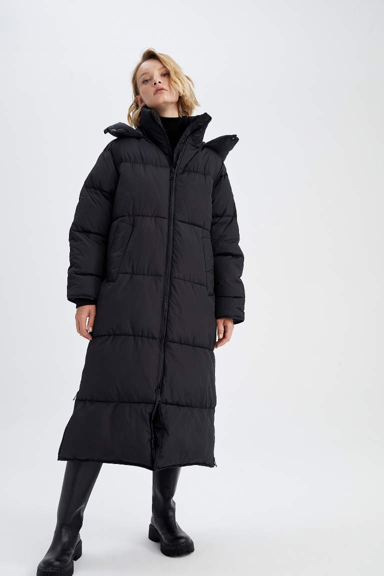 Thermal Waterproof Hooded Puffer Jacket