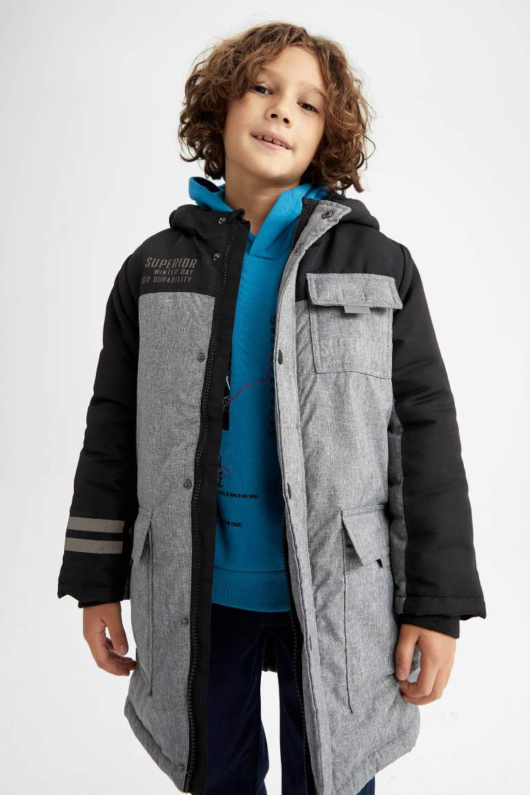 Erkek Çocuk Kapüşonlu Pelüş Astar Parka