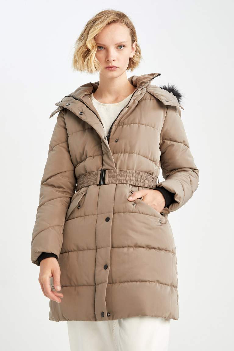 Isı Yalıtımlı Su İtici Kapüşonlu Şişme Mont Parka