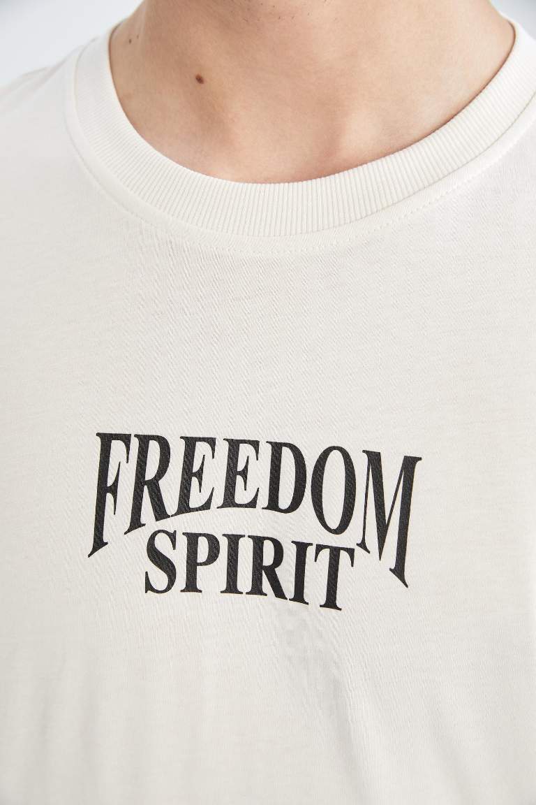 Boxy Fit Short Sleeve Back Eagle Print T-Shirt
