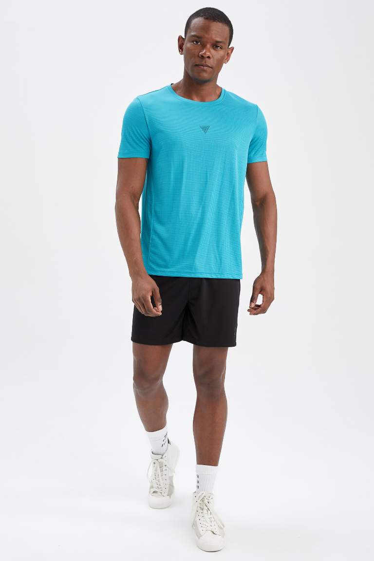 DeFactoFit Slim Fit Bisiklet Yaka Sporcu Ağır Kumaş Tişört