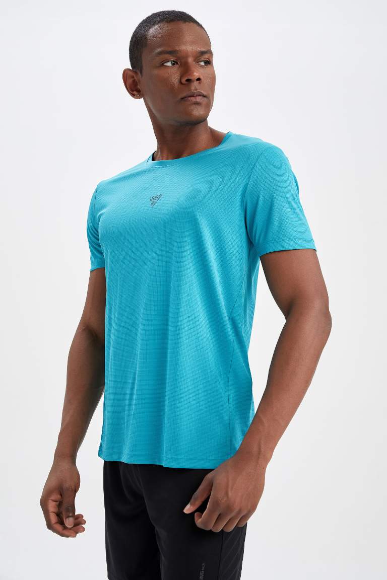 DeFactoFit Slim Fit Bisiklet Yaka Sporcu Ağır Kumaş Tişört