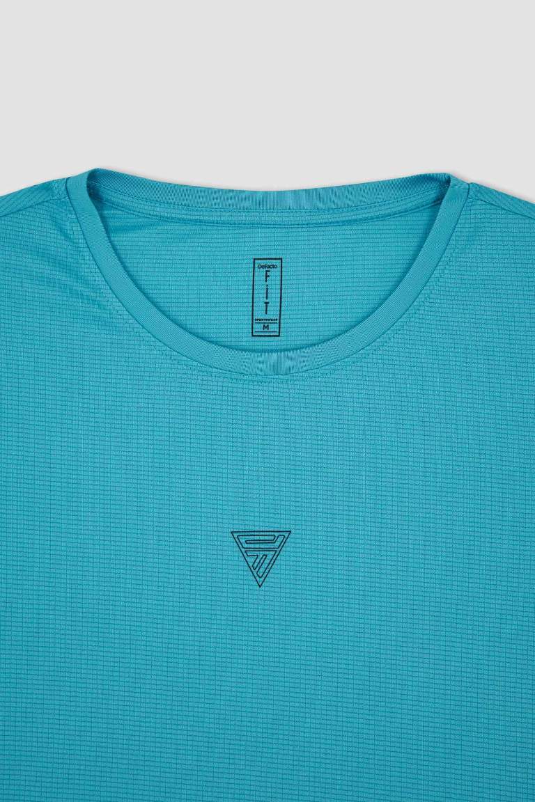 DeFactoFit Slim Fit Bisiklet Yaka Sporcu Ağır Kumaş Tişört