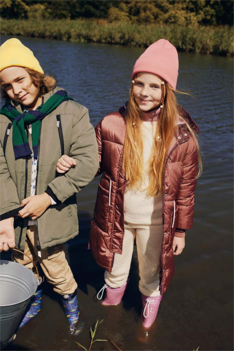 جاكيت بامب طويل بناتي بكابيشون