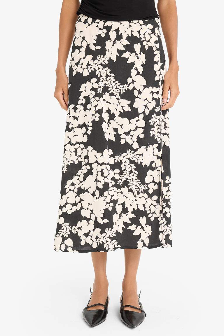 A Cut Patterned Regular Waist Midi Skirt